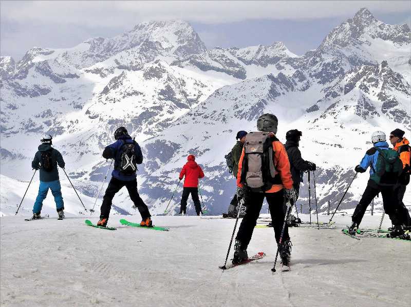 Лыжный спорт и сноуборды