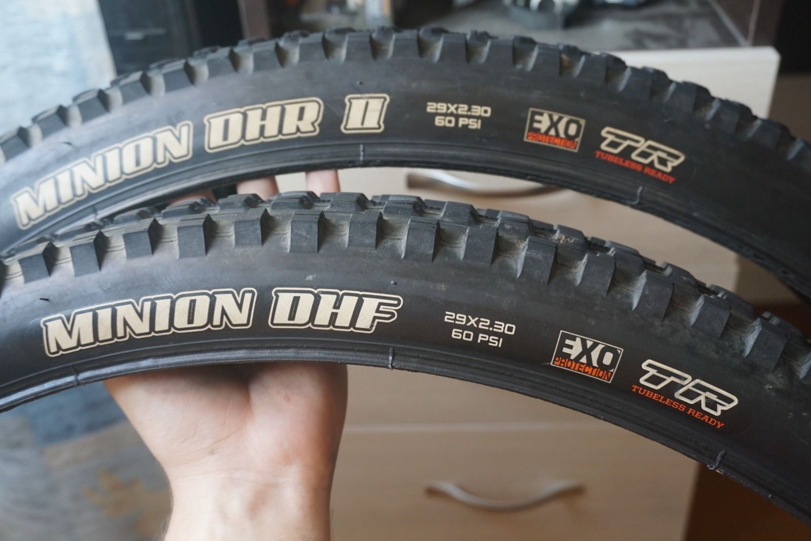 Комплект покрышек 29x2.3 Maxxis DHF / DHR