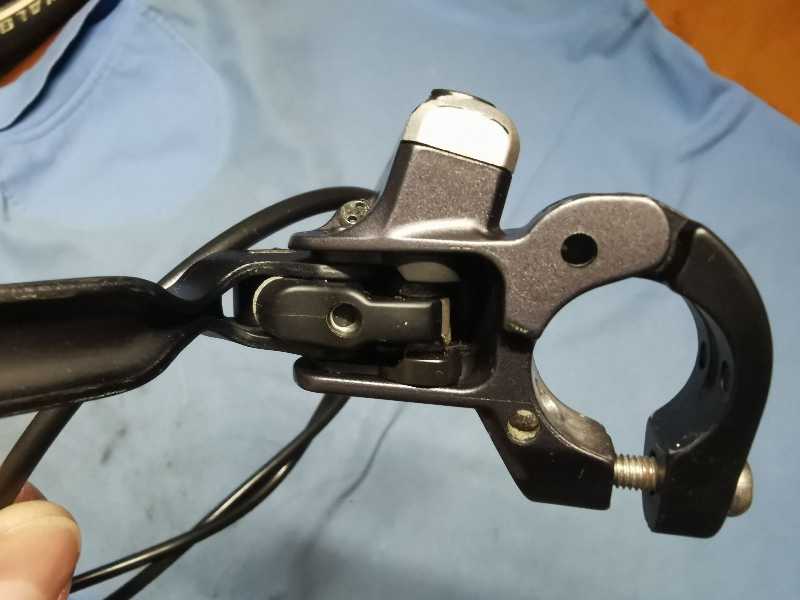 Тормоза Shimano SLX 675