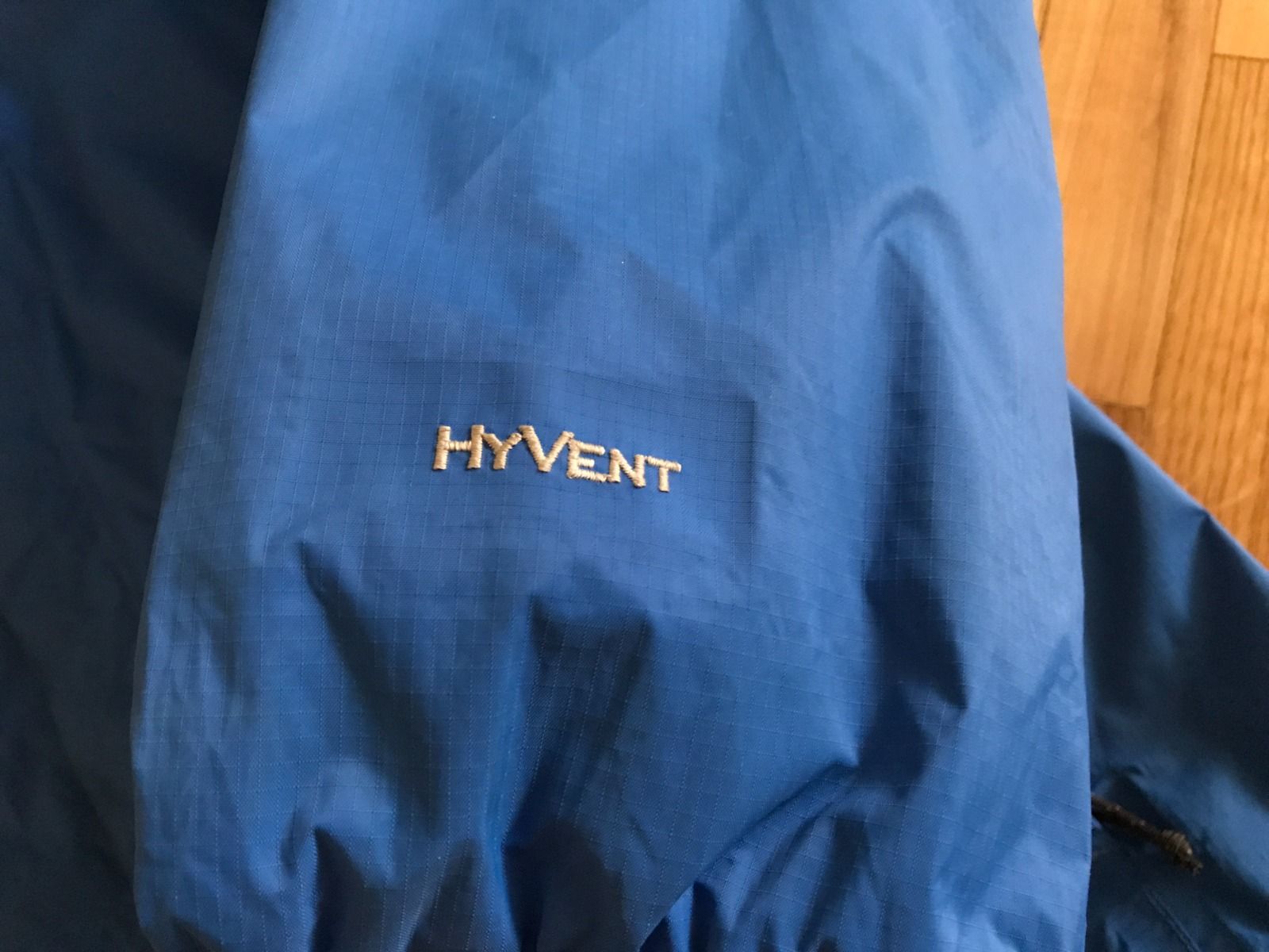 Куртка ветровка The North Face HyVent