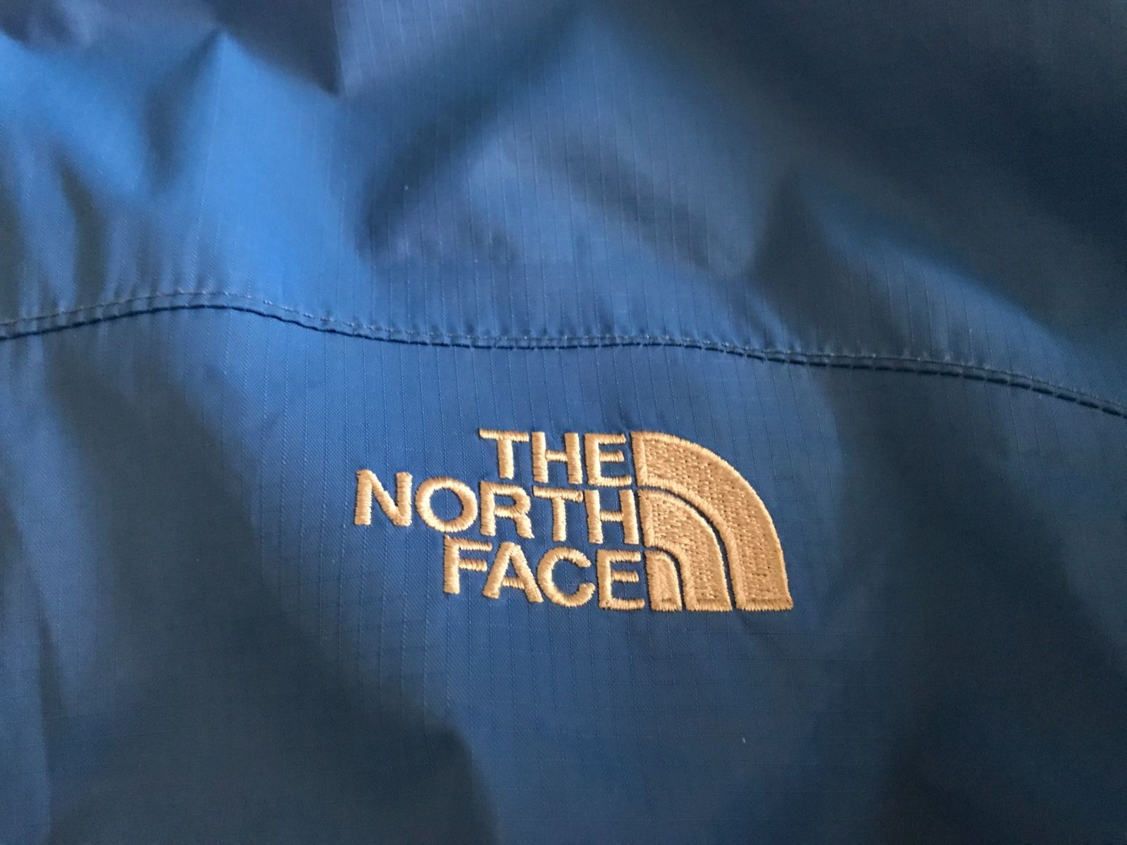 Куртка ветровка The North Face HyVent