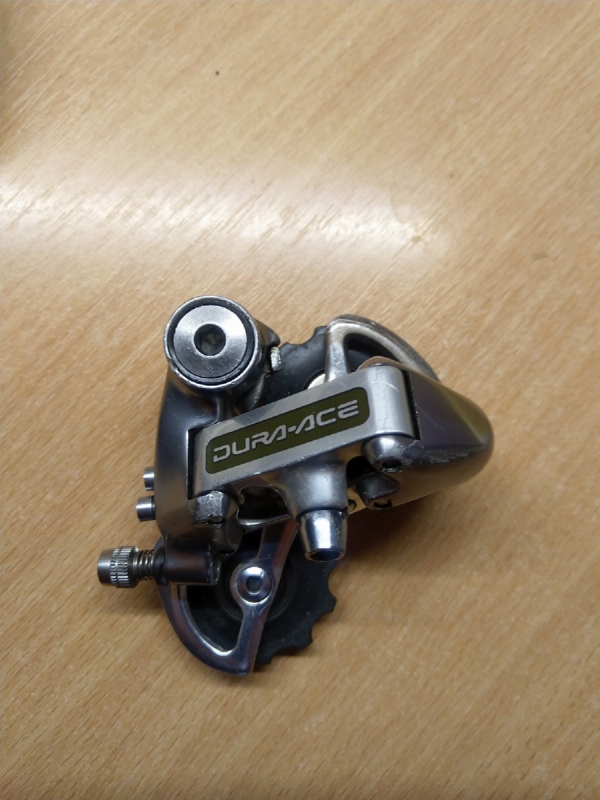 Шоссейный задний переключатель Dura-ace rd-7402