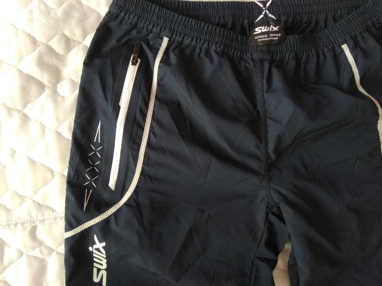 Фирменные женские штаны SWIX (лыжи, бег). Размер 42-46