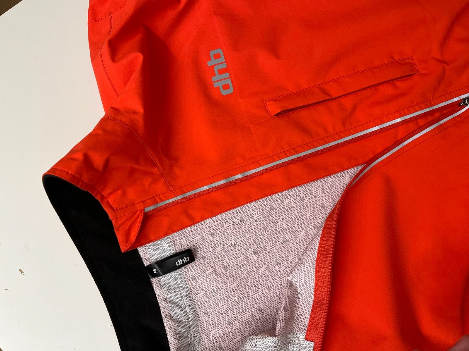 новый дождевик/велокуртка dhb Flashlight Waterproof Jacket