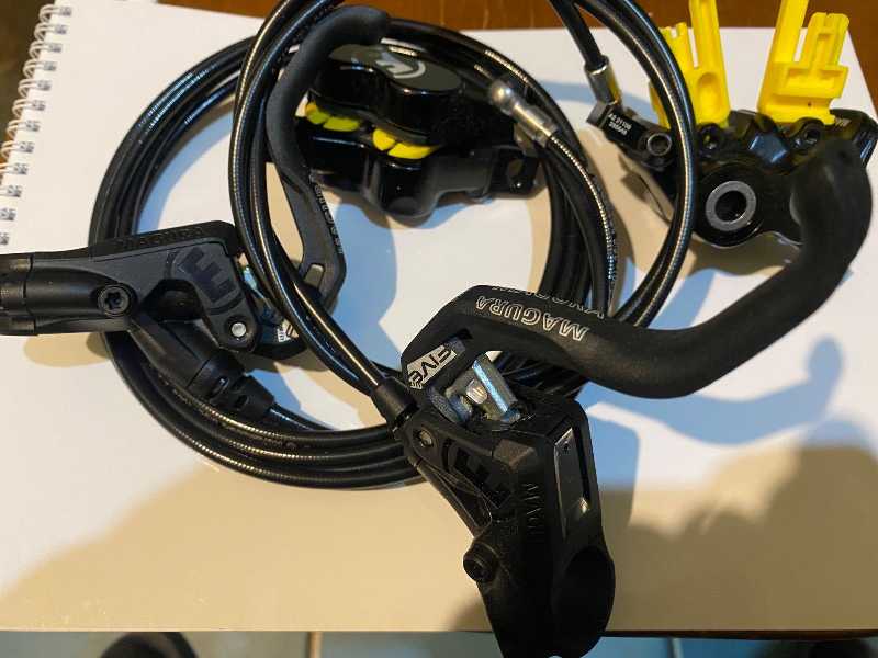 Комплект тормозов перед-зад Magura MT5 HC новый