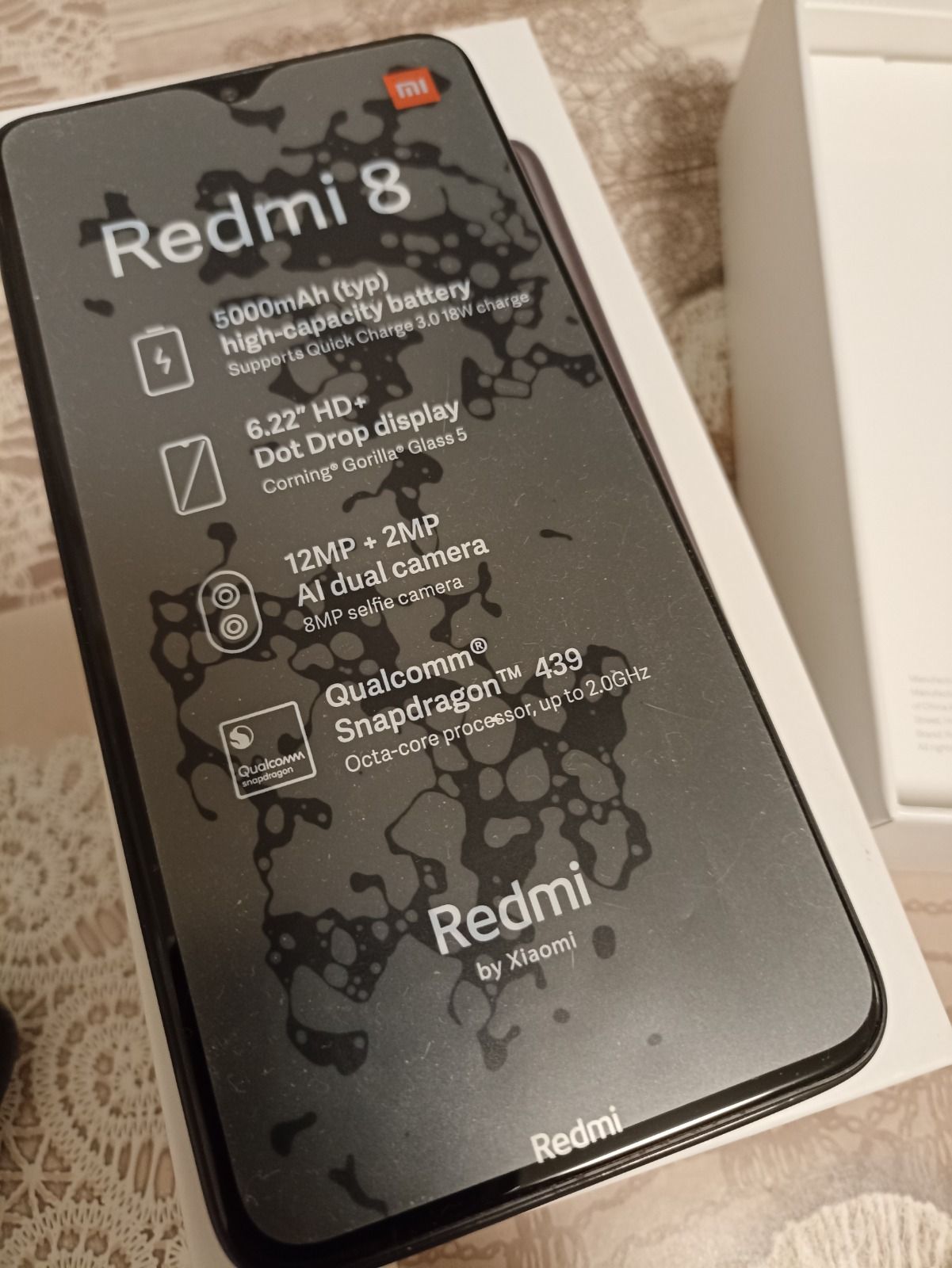 смартфон Xiaomi Redmi 8 3/32 тёмно-серый  (к сожалению, продано)