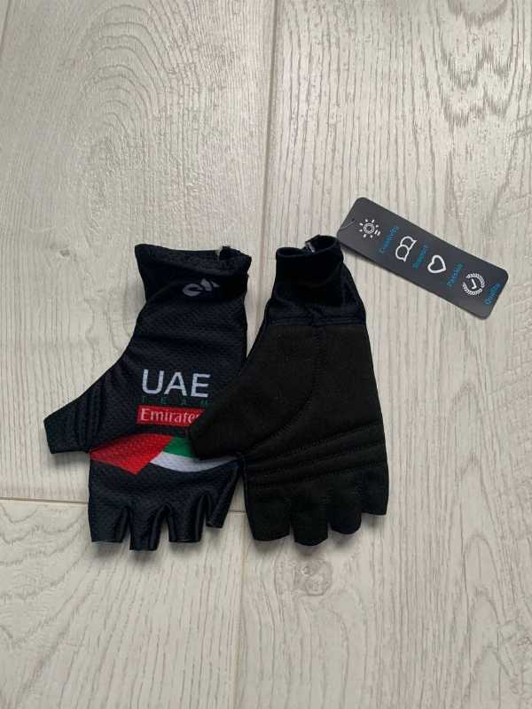 Перчатки UAE 🇦🇪