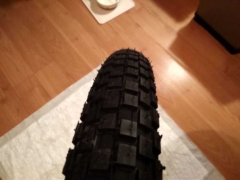 Покрышка maxxis holy roller 26x2.40