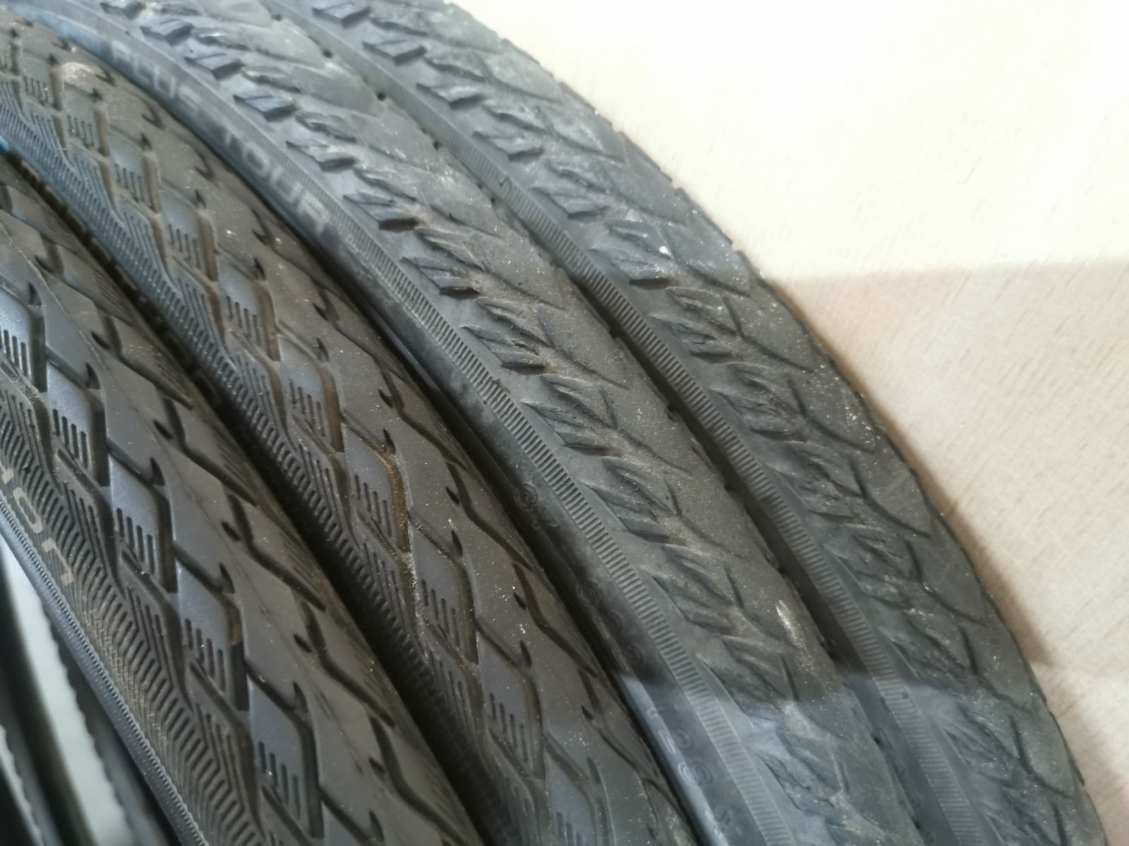 Покрышки 28 Continental Schwalbe