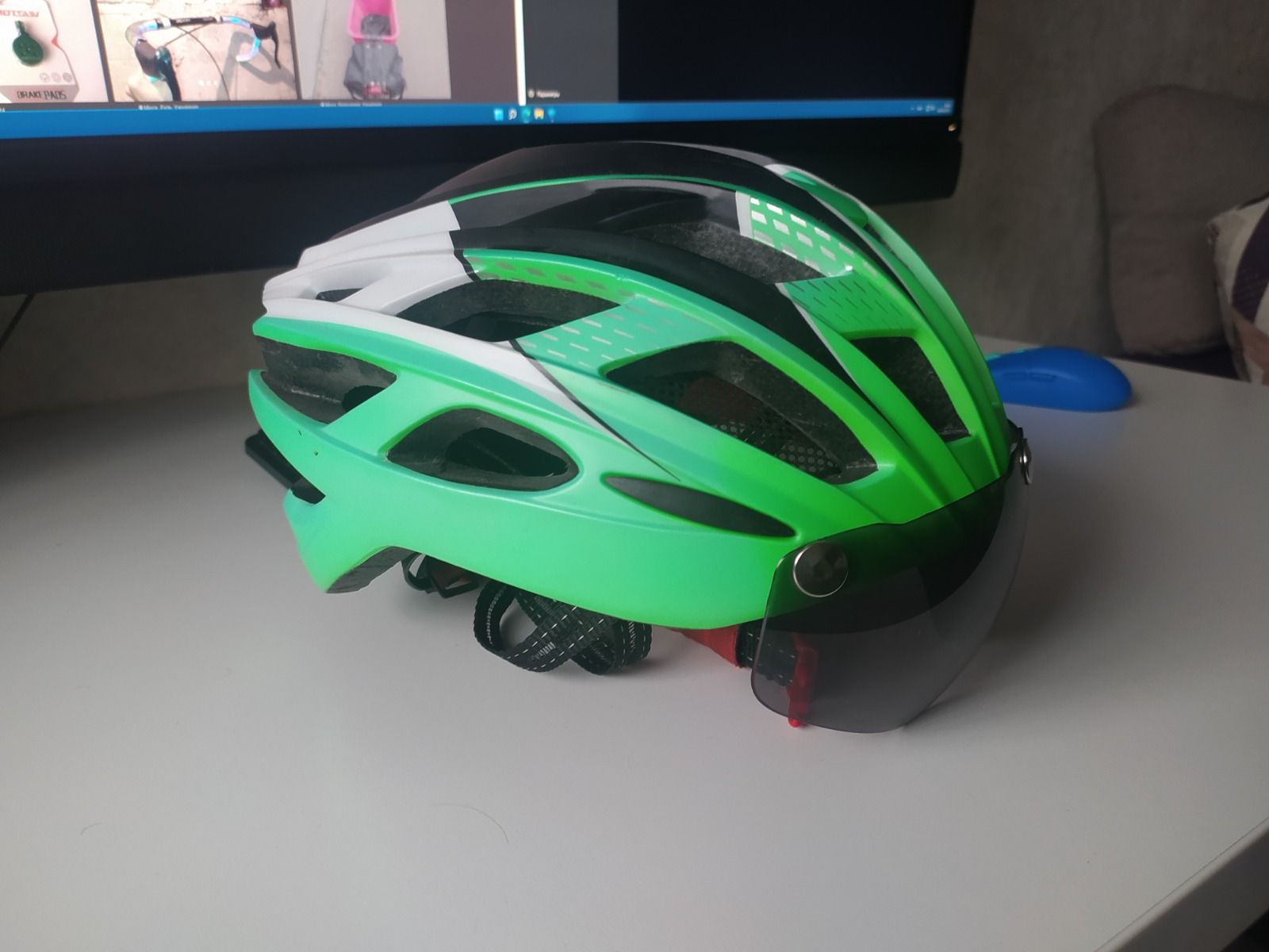 Вело шлем