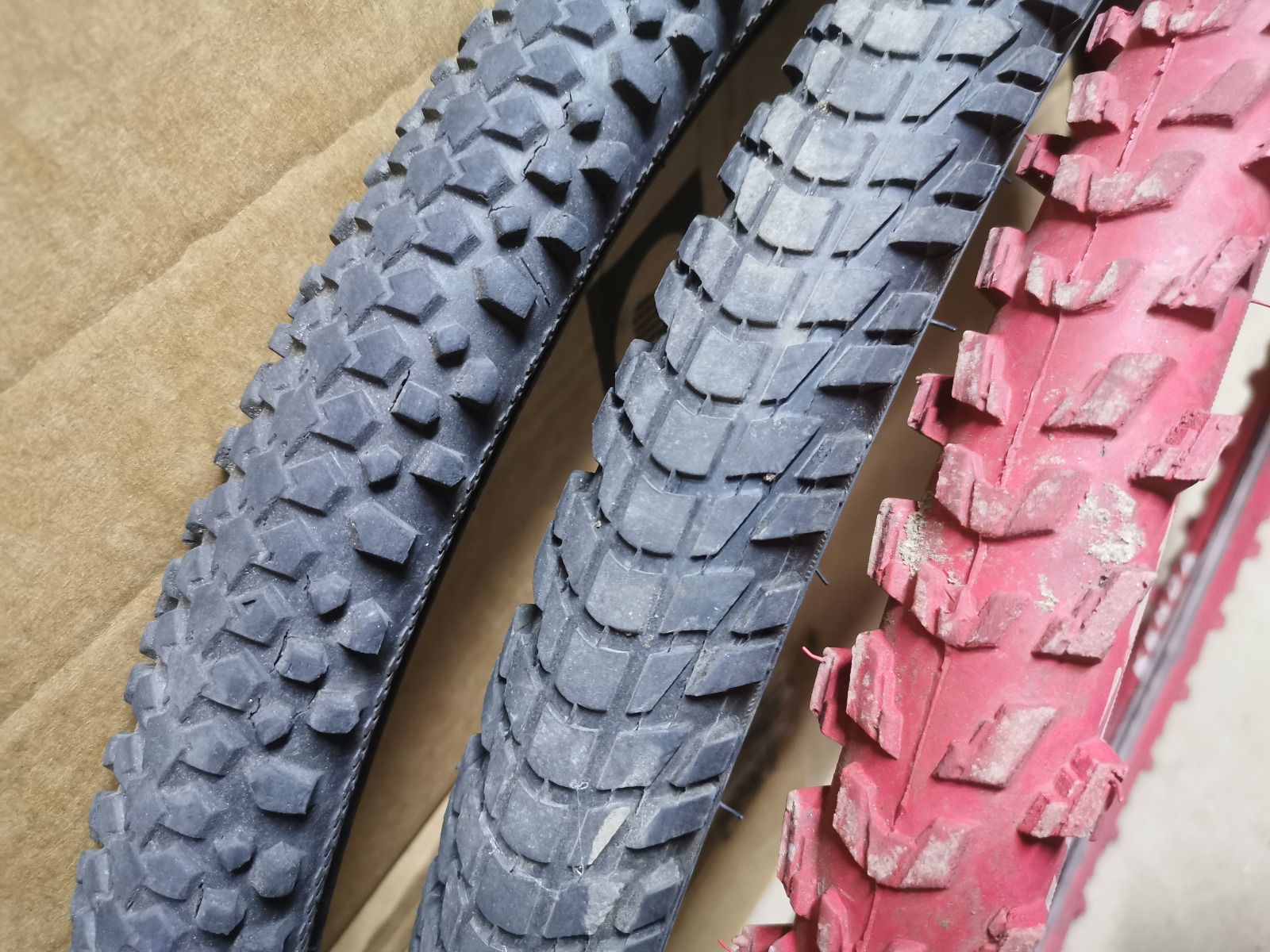 Покрышка Schwalbe Continental Kenda