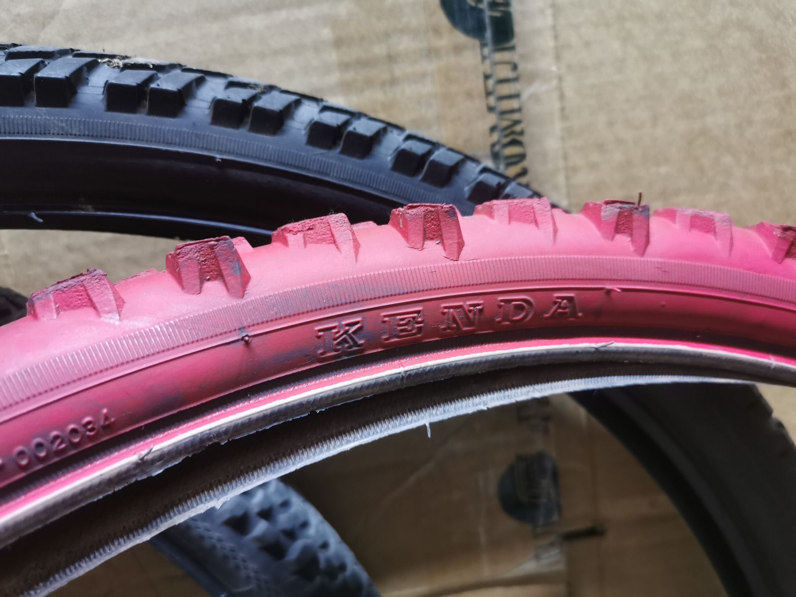 Покрышка Schwalbe Continental Kenda