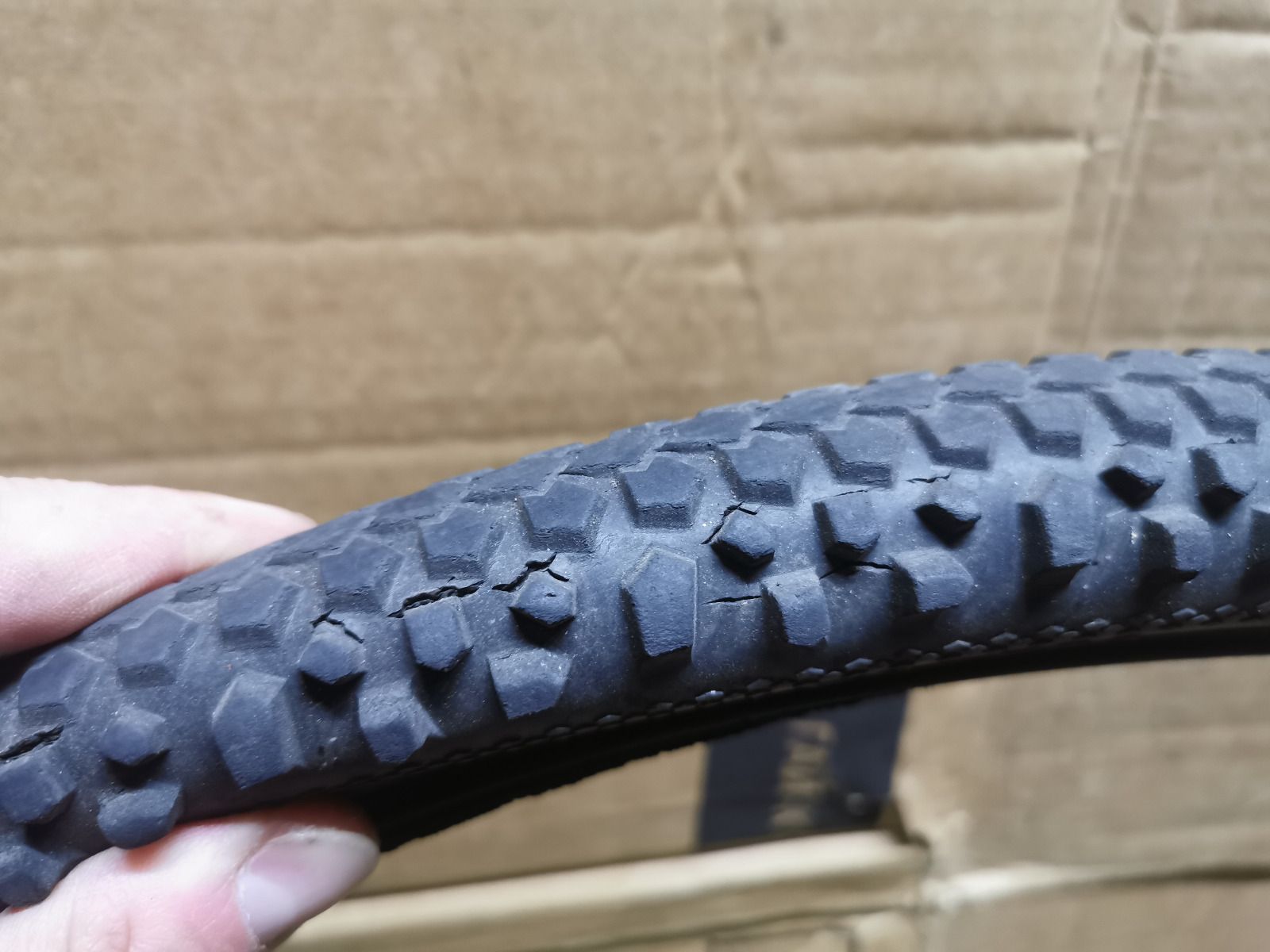 Покрышка Schwalbe Continental Kenda