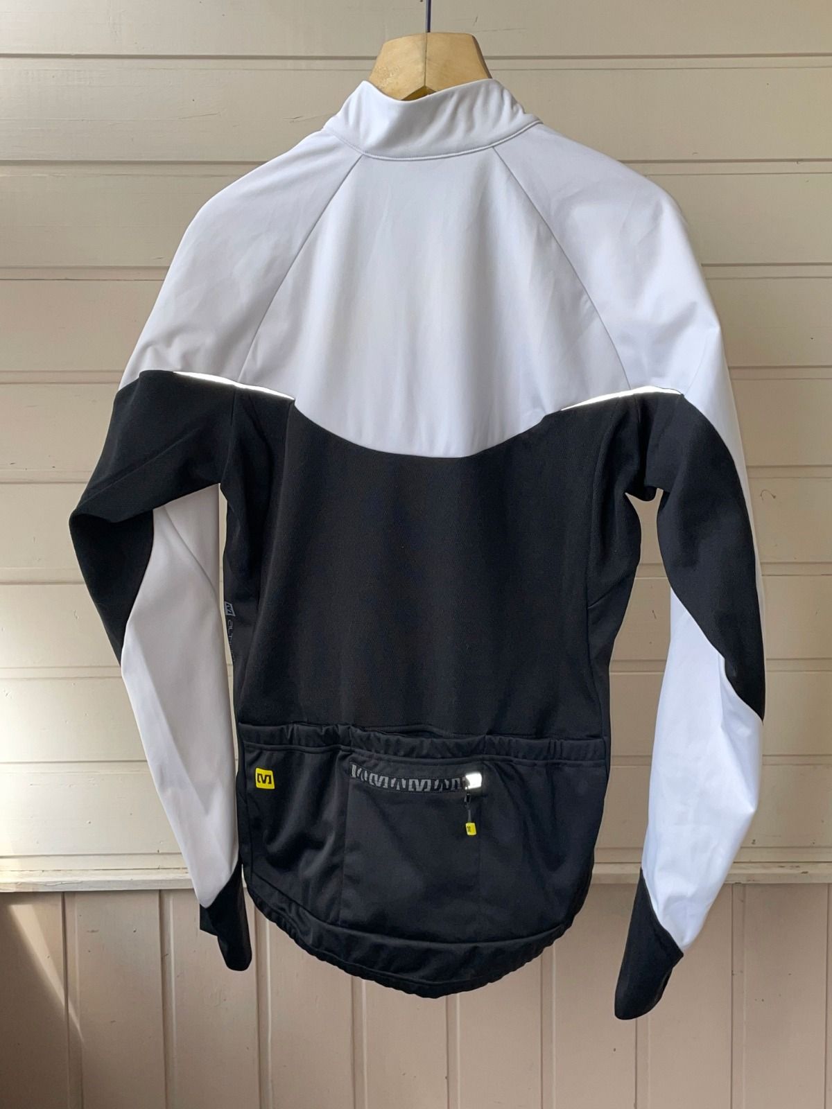 Велосипедная куртка Mavic Altium, размер L, б/у