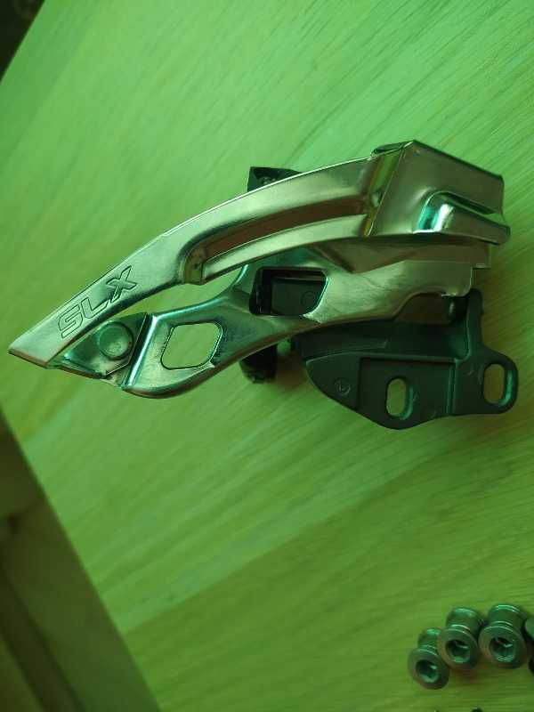 Передний переключатель Shimano SLX