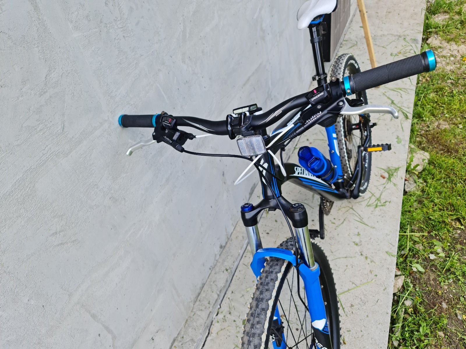 Велосипед Specialized в идеальном состоянии с минимальным пробегом. Возможен обмен на электросамокат.