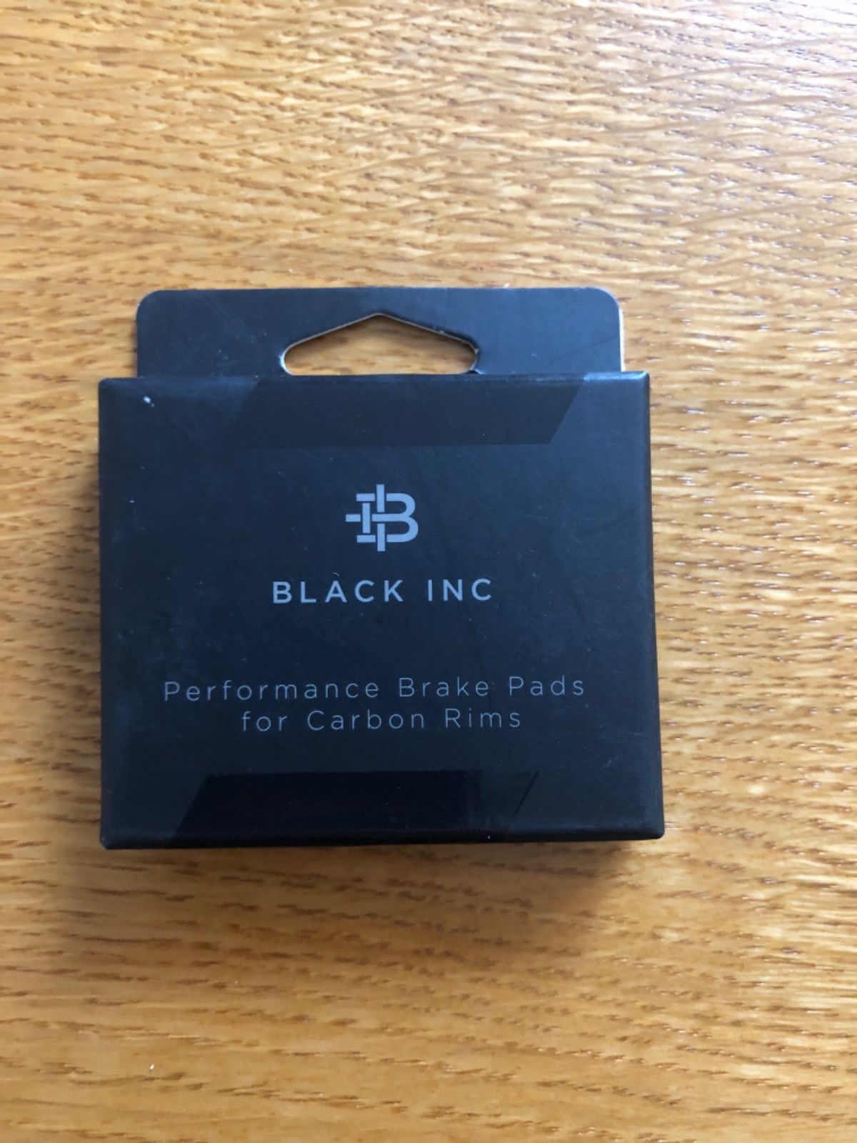Тормозные колодки для карбоновых ободов марки Black Inc.