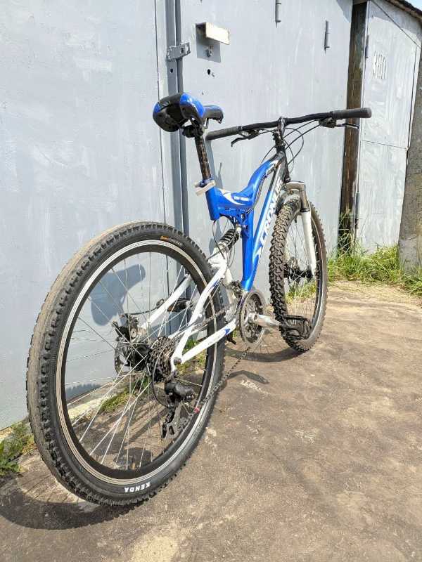 2 одинаковых горных Двухподвес велосипеда Cronus Extreme 26