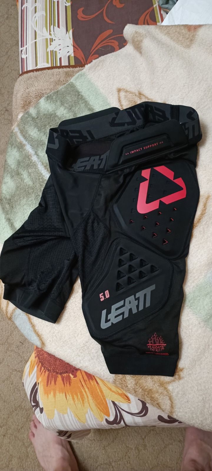 Защитные шорты Leatt Impact 3DF 5.0 Motocross Protector Shorts (р-р М)