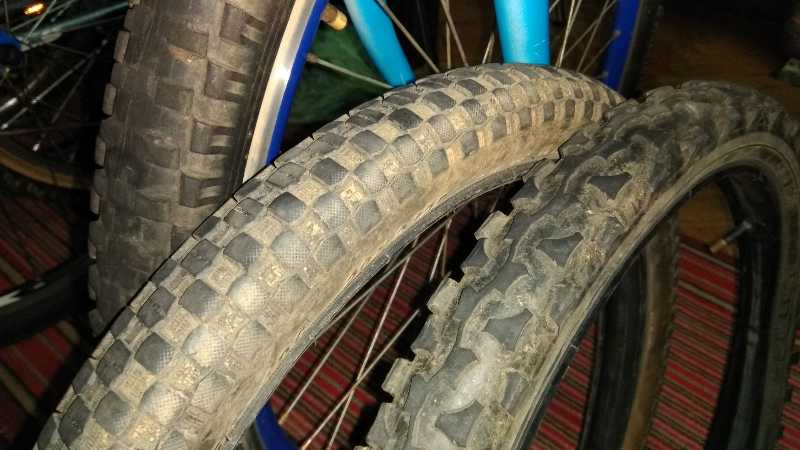 Покрышки 20 Kenda и камеры