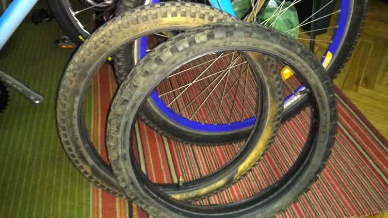 Покрышки 20 Kenda и камеры