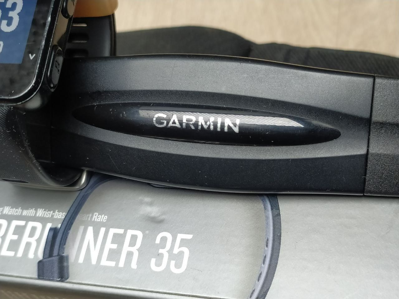 Часы/фитнессбраслет/велокомп Garmin Forerunner 35 + датчик пульса Garmin ANT+