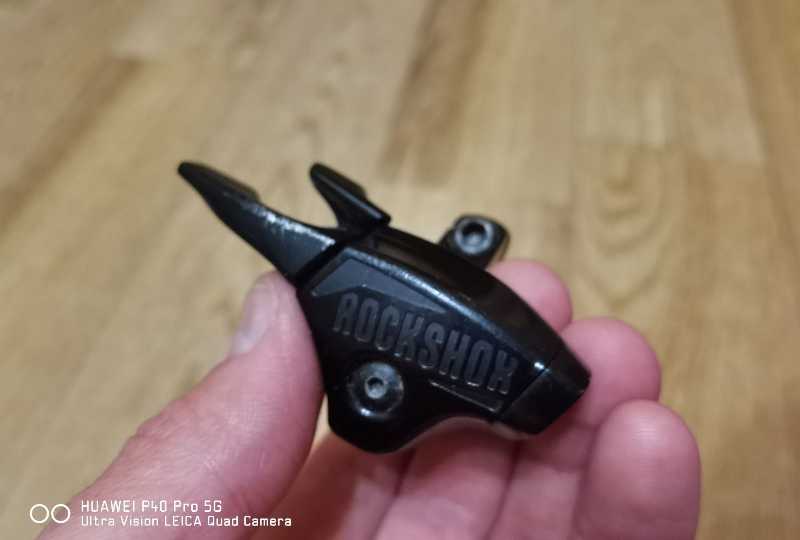 Rockshox TWINLOCK манетка