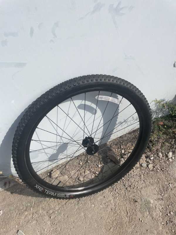 Колеса Bontrager 29” TEAM ISSUE tubeless
