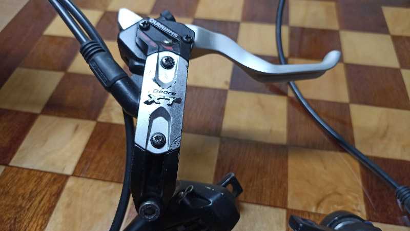 Тормоза Shimano