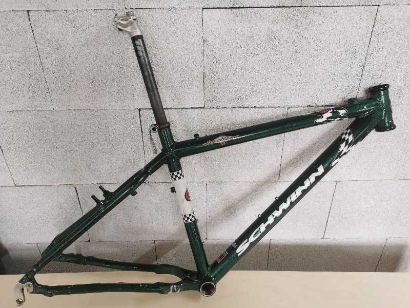 Рама Schwinn 26 колеса