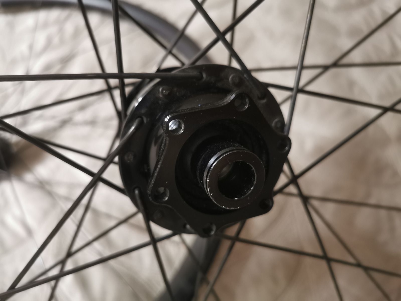 Колеса 29 CUBE оси 12 мм DYNAMO HUB PD-7