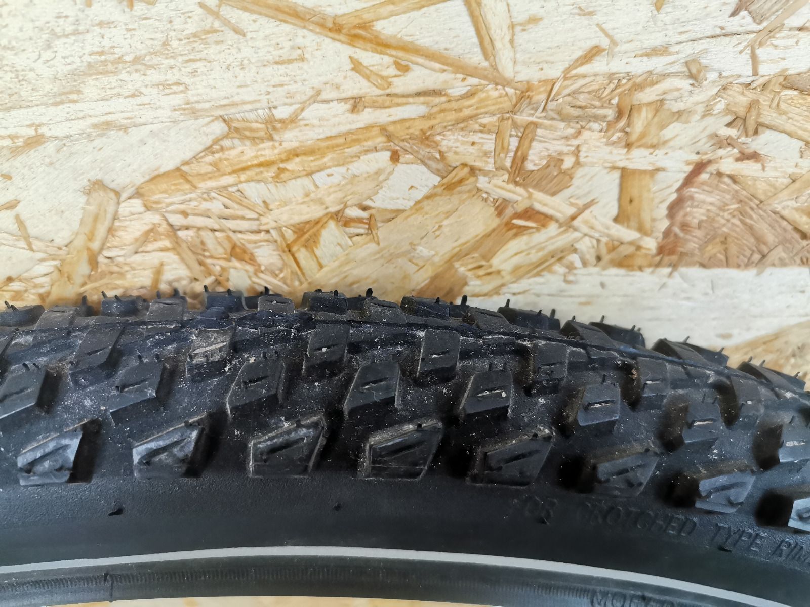 Покрышки слики Schwalbe Marathon Plus MTB и Schwalbe Kojak слики 26