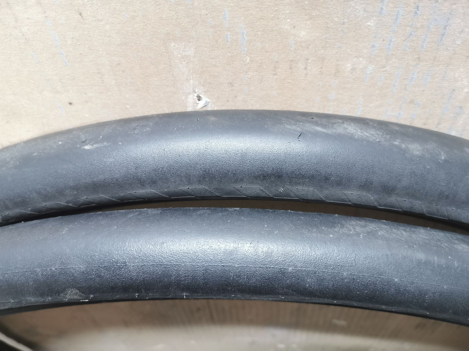 Покрышки слики Schwalbe Marathon Plus MTB и Schwalbe Kojak слики 26