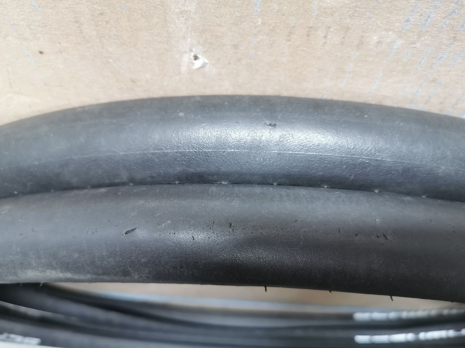 Покрышки слики Schwalbe Marathon Plus MTB и Schwalbe Kojak слики 26