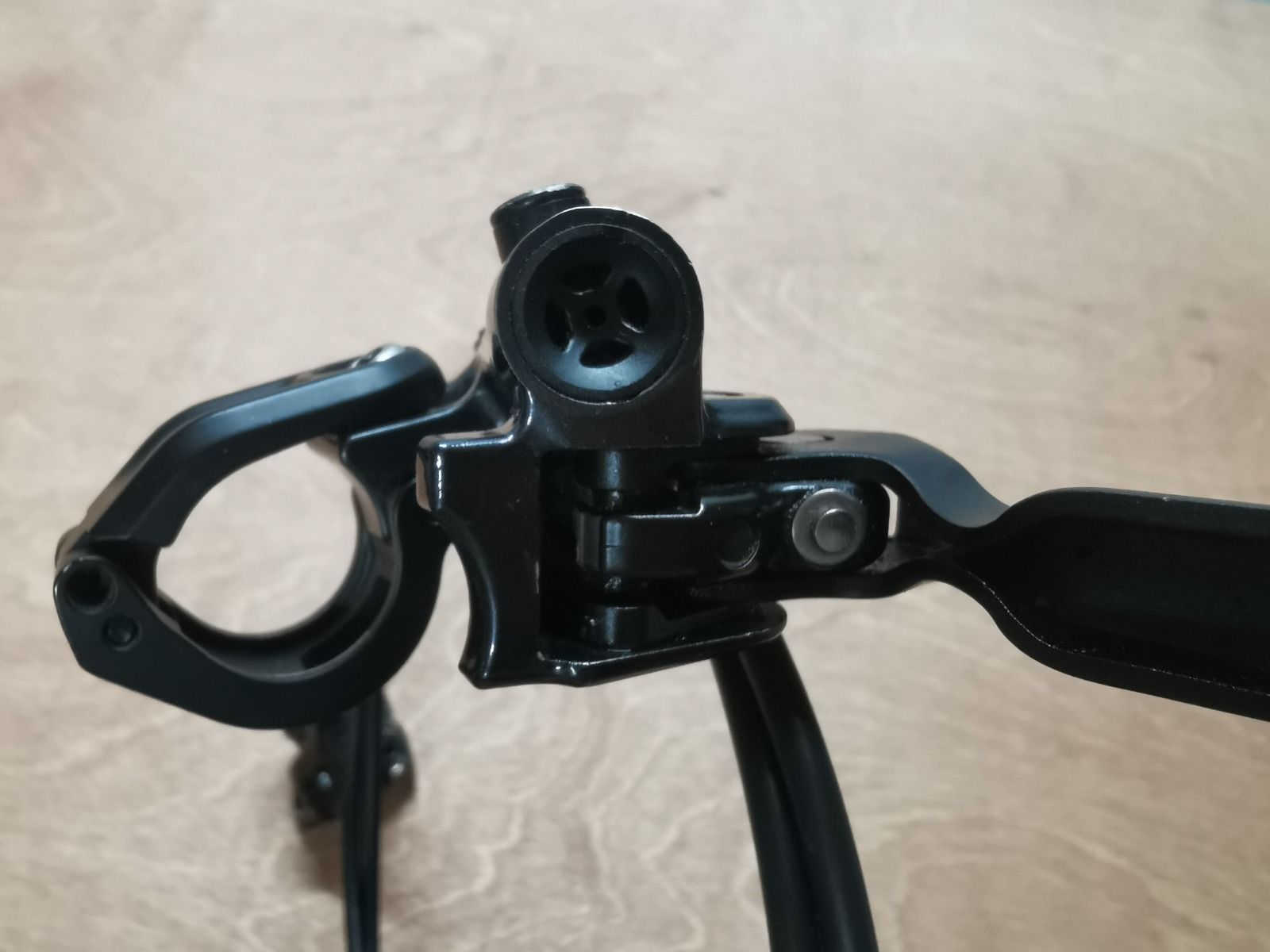 Тормоза shimano Deore 6100