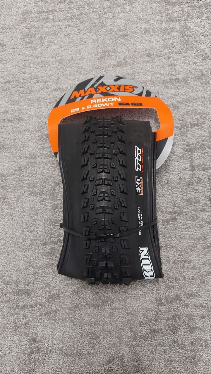 Новая покрышка Maxxis Rekon 2.4 EXO/TR WT