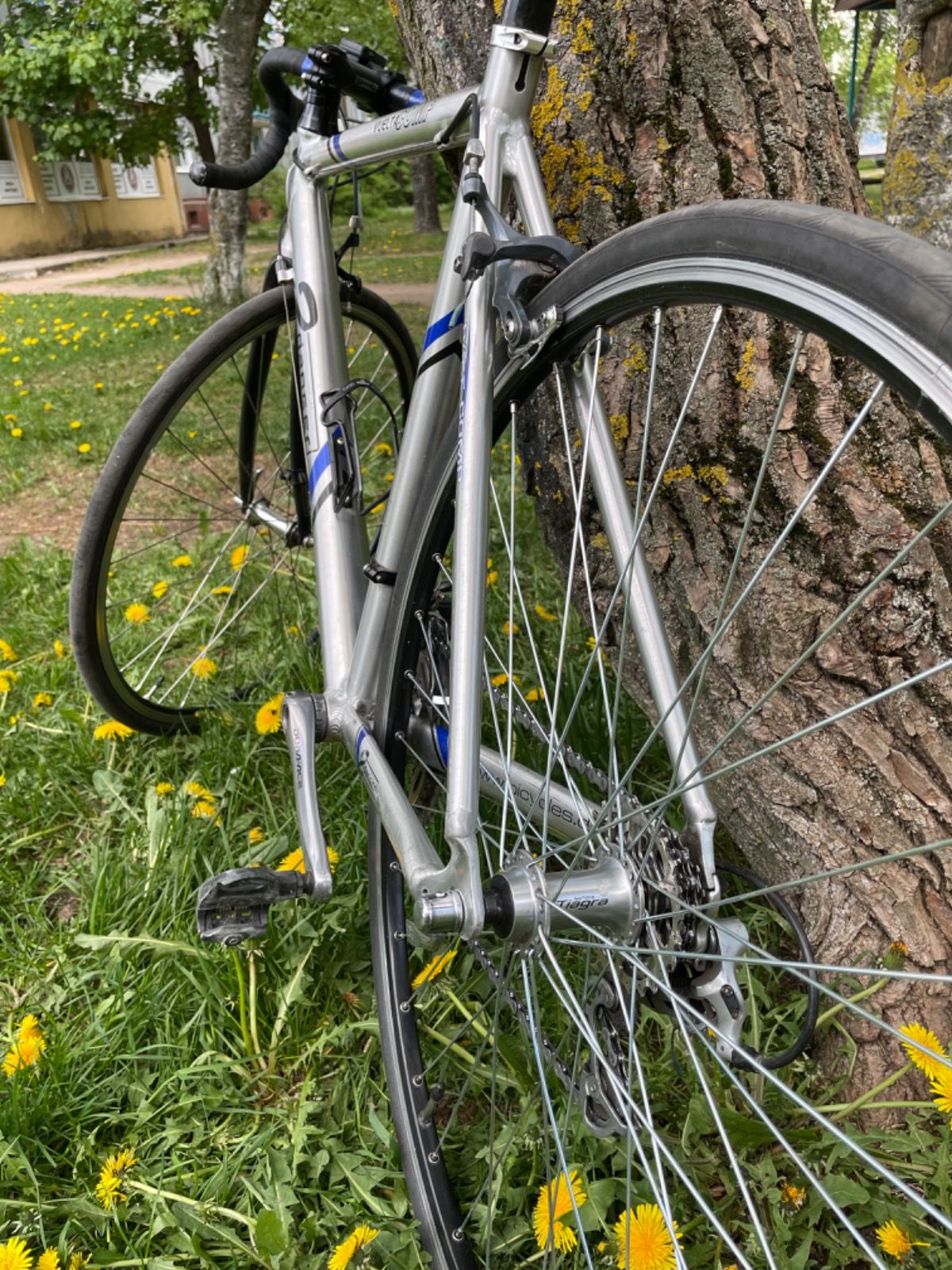 Шоссейный велосипед на раме 2danger