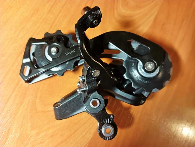 Переключатель задний SHIMANO Deore RD- M-610 GS