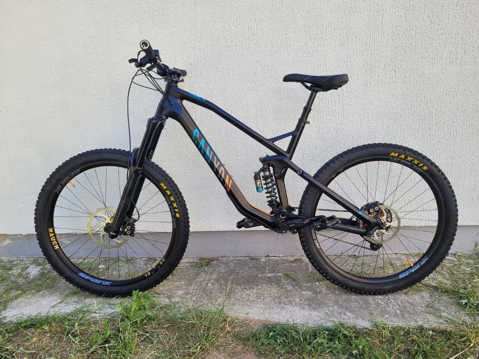 Карбоновый  двухподвес  CANYON STRIVE CF 160, колёса  27.5.