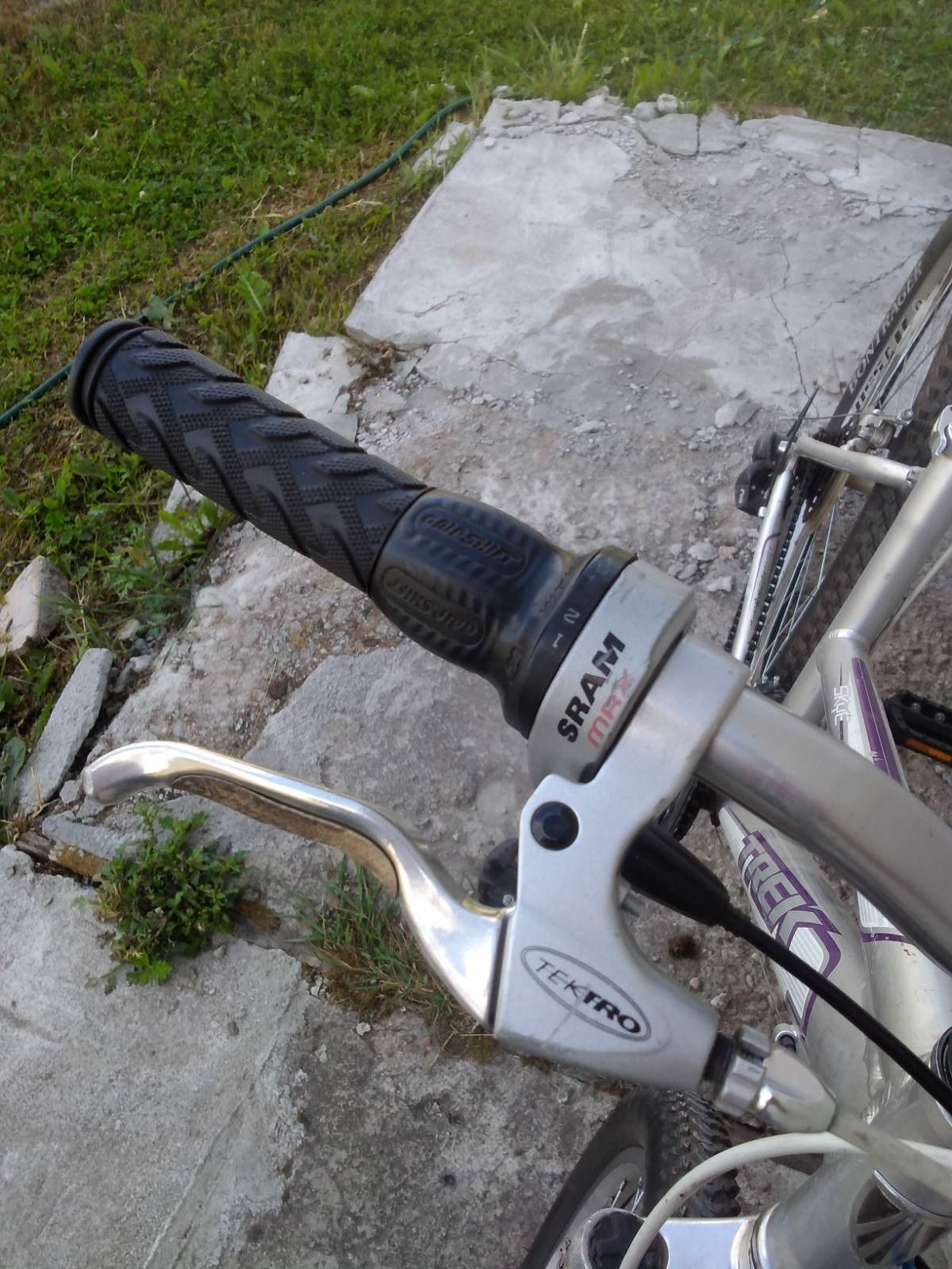 TREK SKYE 26