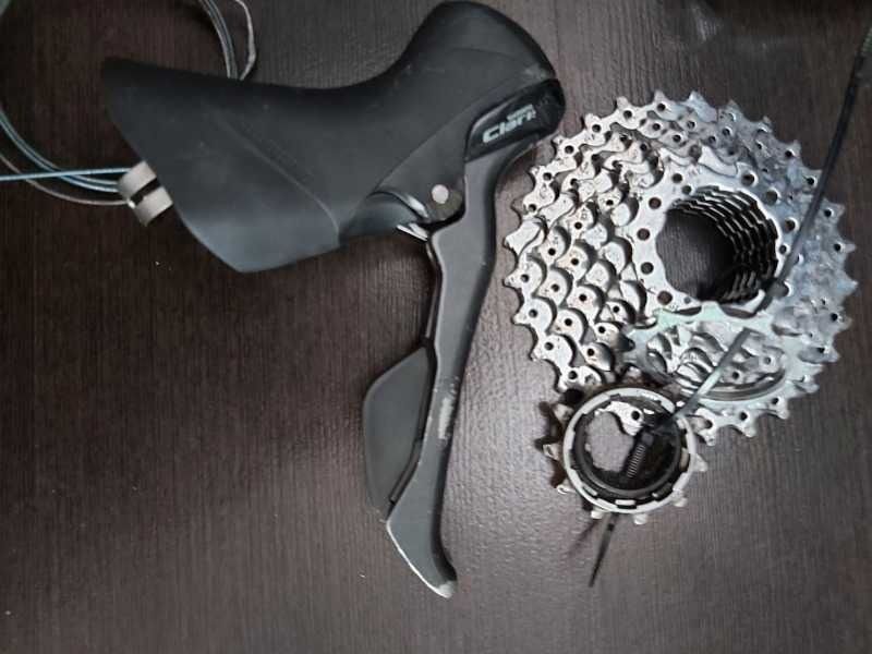 Группсет Shimano Claris R2000 с кассетой Sram PG-830 11-28