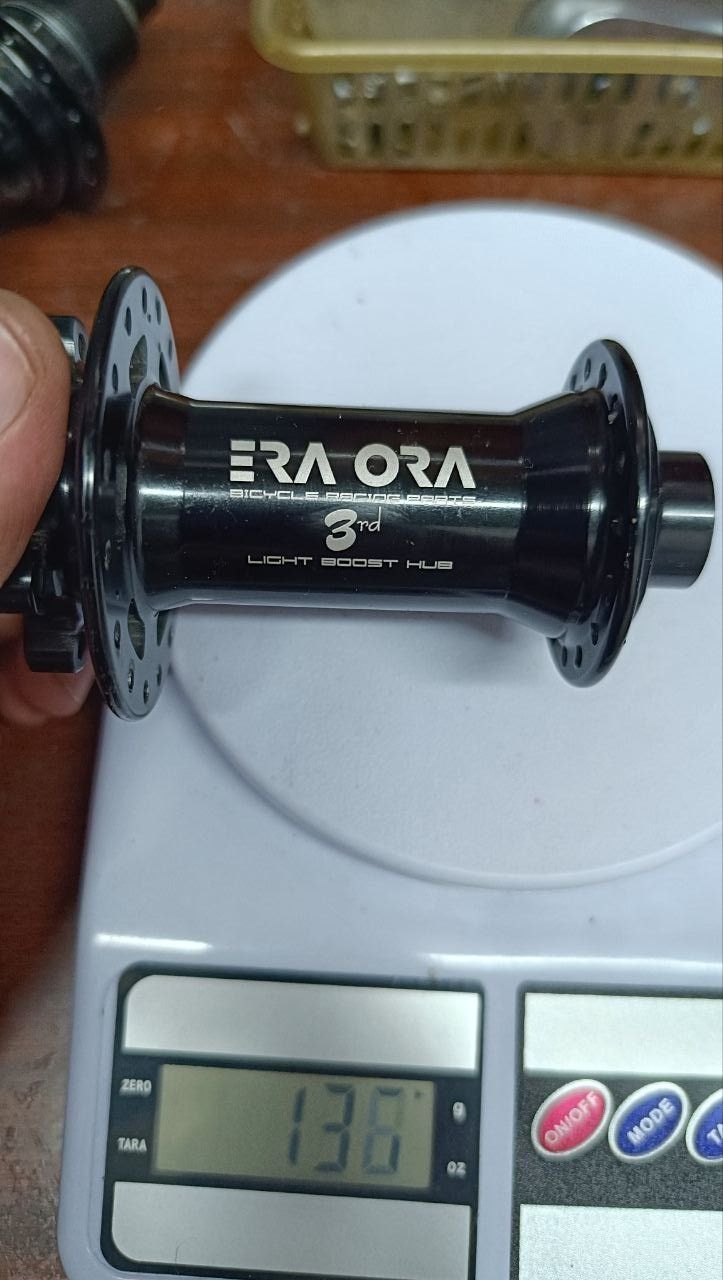 ERA ORA Light BOOST hub 32дырка)