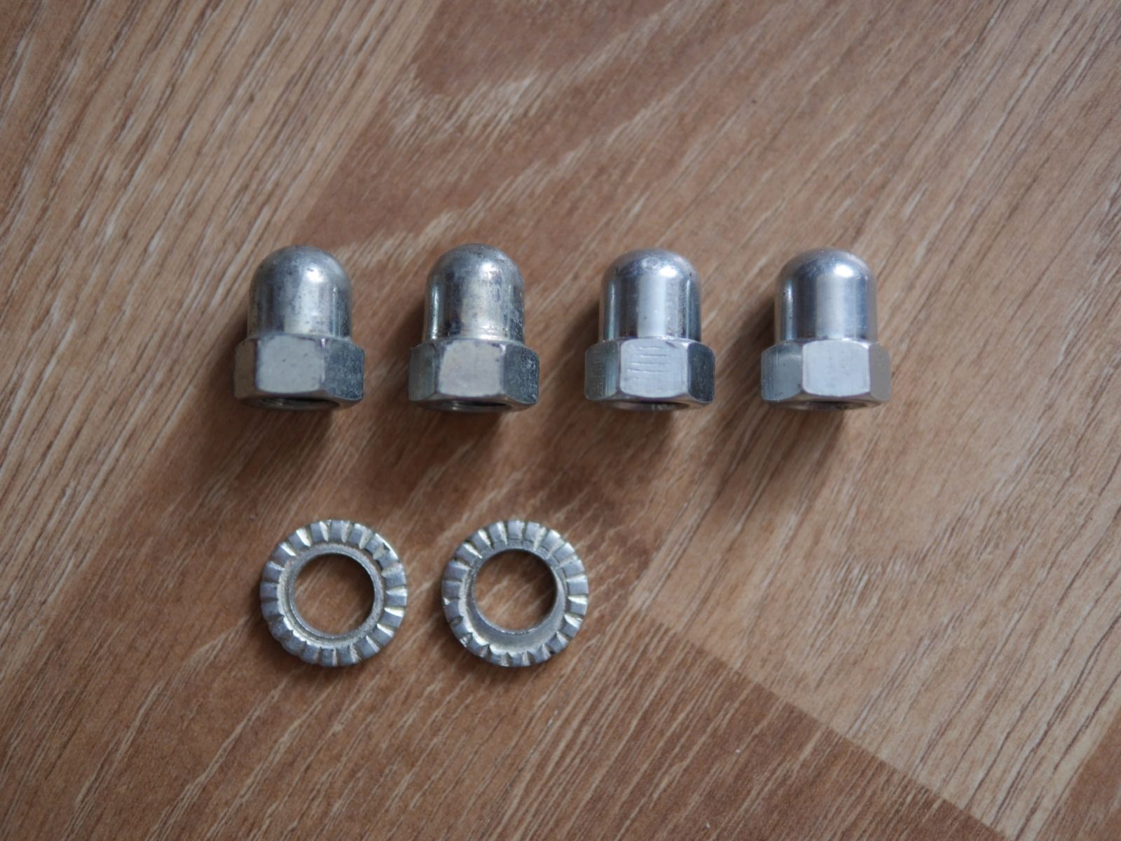 Гайки колёсные 3/8'' 26TPI (М9.5х1.0мм) винтажные
