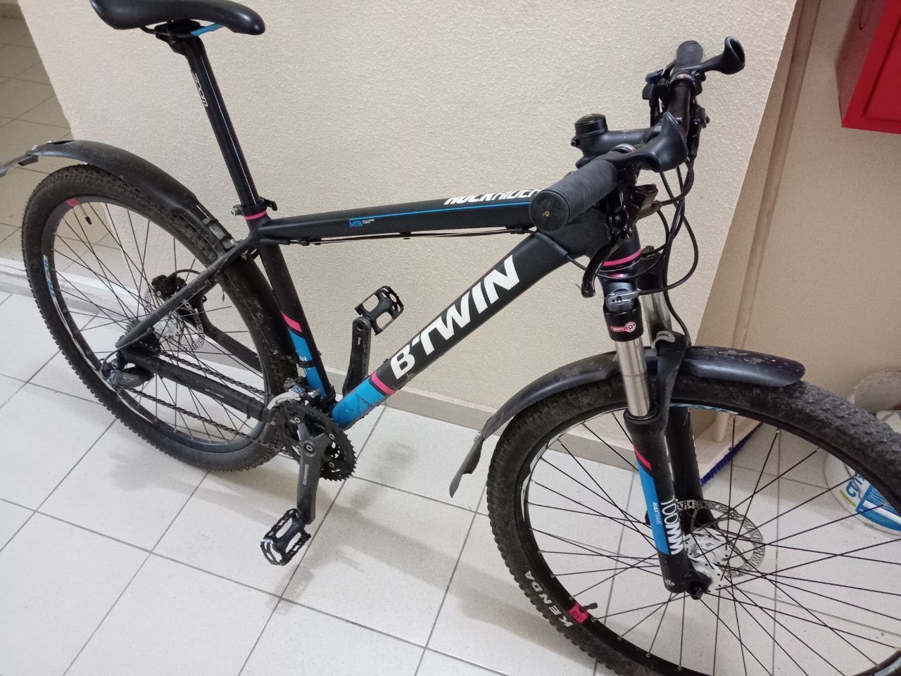 B'twin rockrider 560, гидравлика