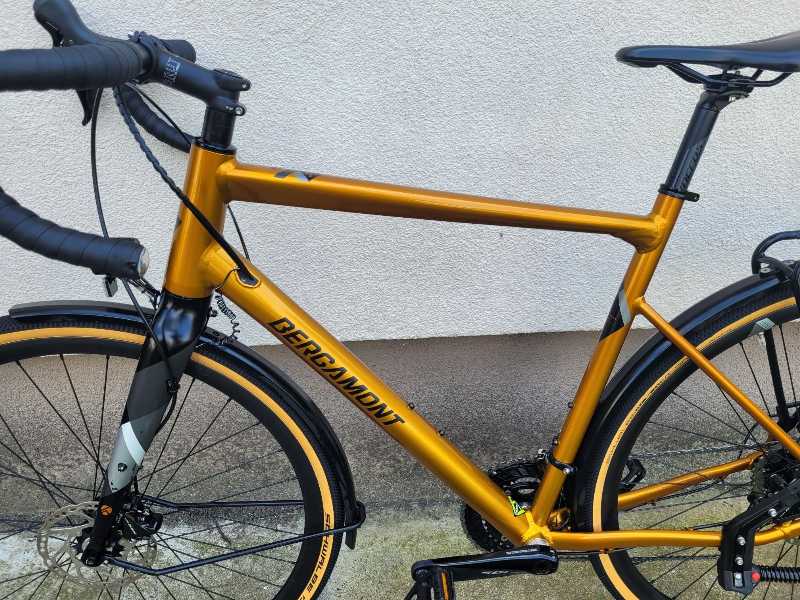 BERGAMONT GRAN DURANCE RD7,  SHIMANO 105, 57 рама.