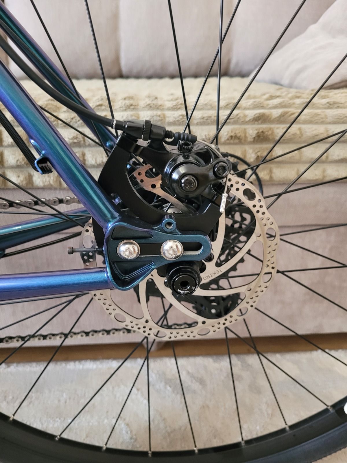 BOMBTRACK  ARISE SG SRAM