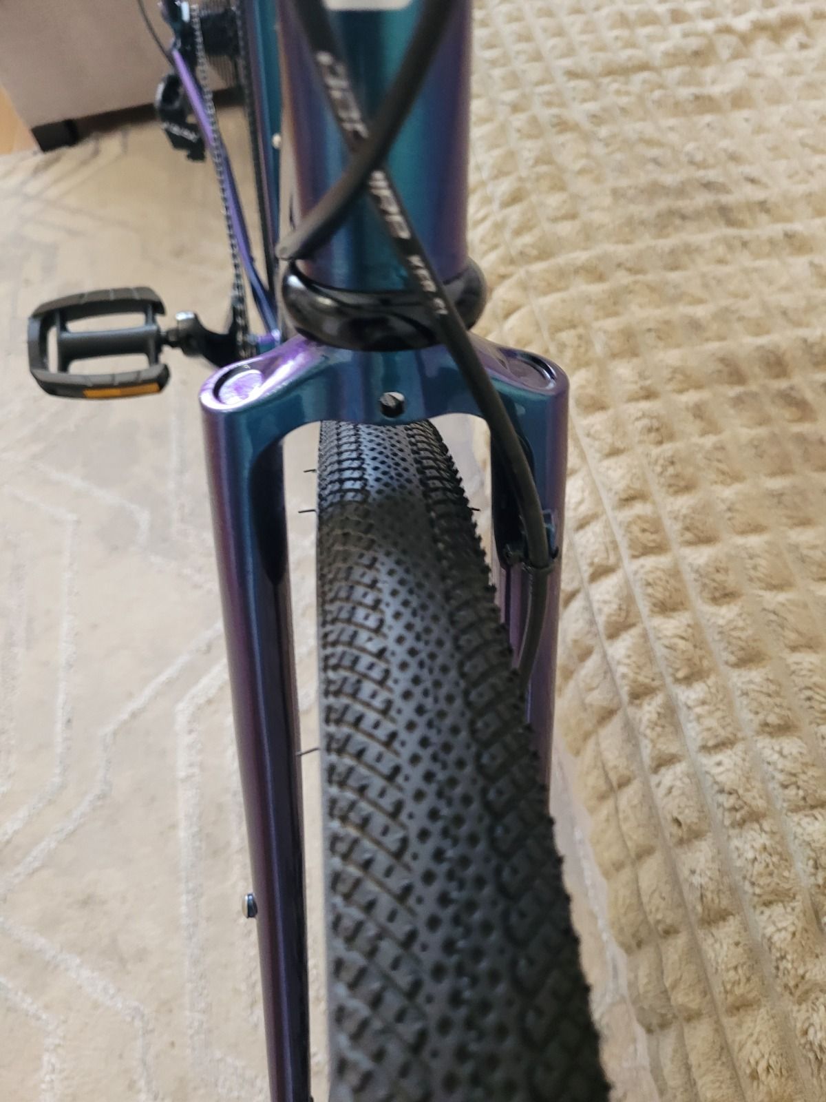 BOMBTRACK  ARISE SG SRAM
