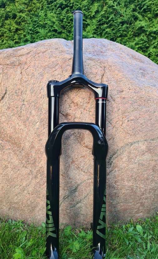 Вилка Rockshox Lyrik Ultimate 29