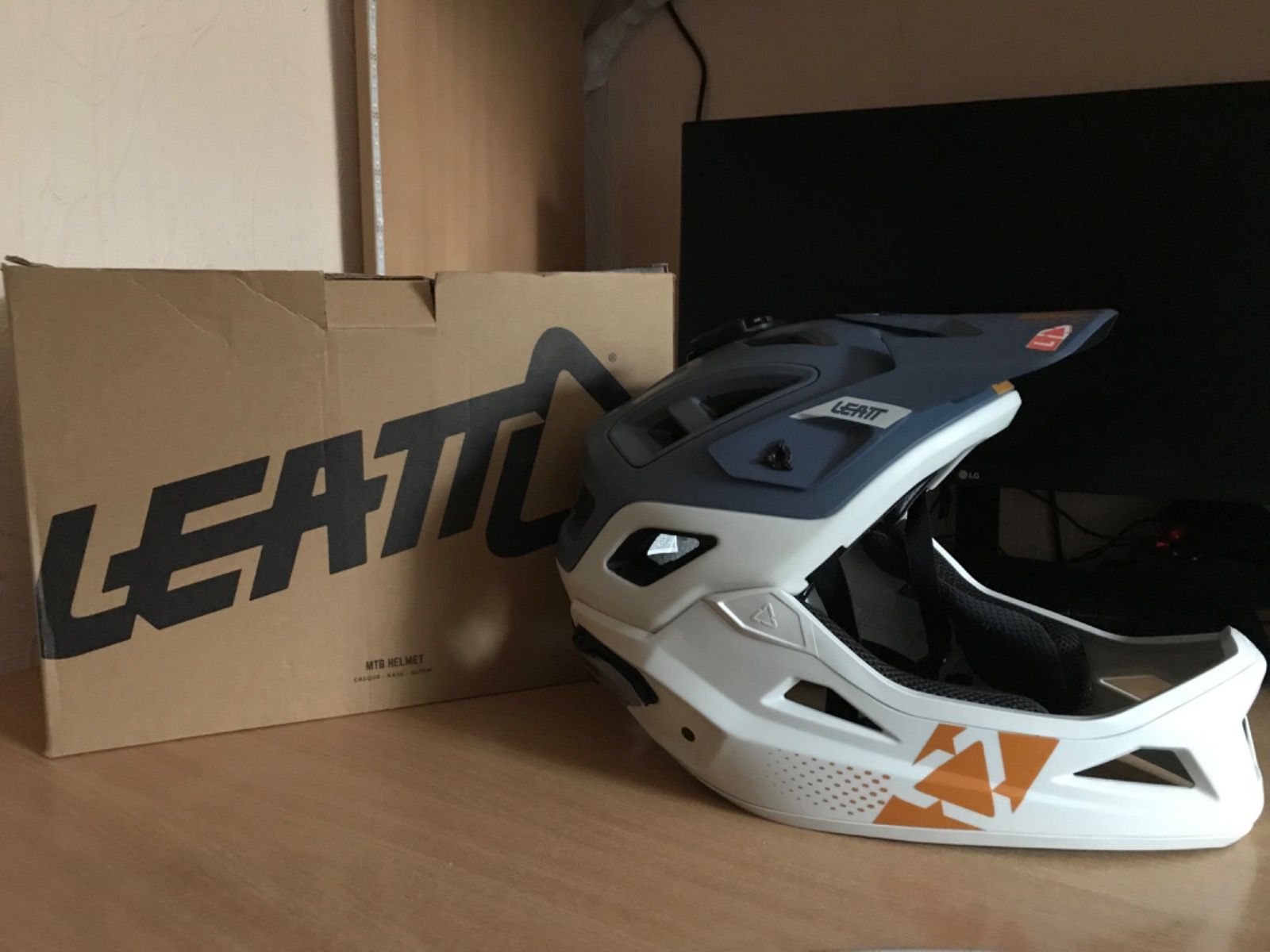 Шлем Leatt 3.0 Enduro