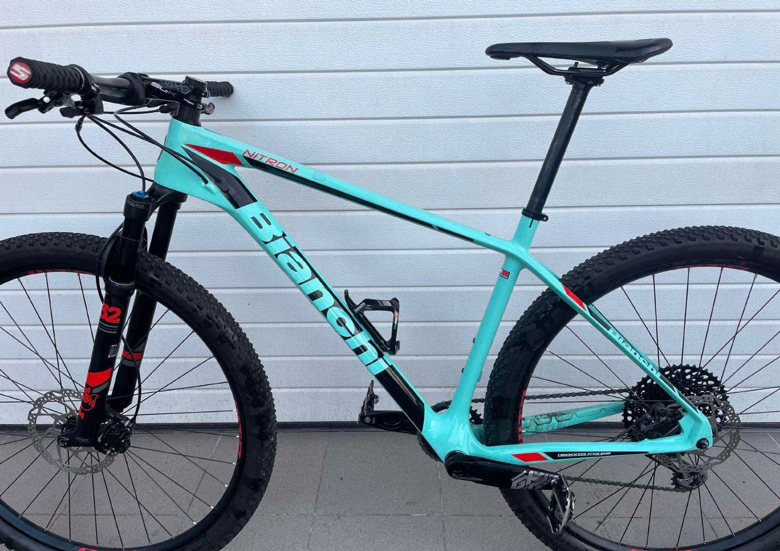 Bianchi Nitron 9.1 Fox gx M 29 карбон carbon